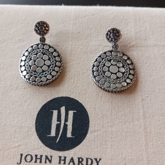 John Hardy 925 silver earrings. - Picture 1 of 3